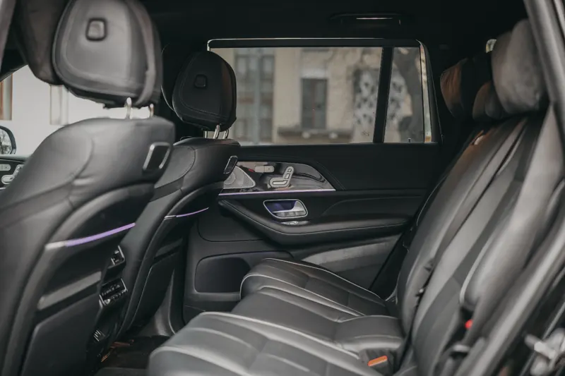 Задний ряд Mercedes-Benz GLS